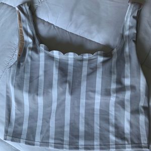 EUC KJ Large scallop top Grey Stripe